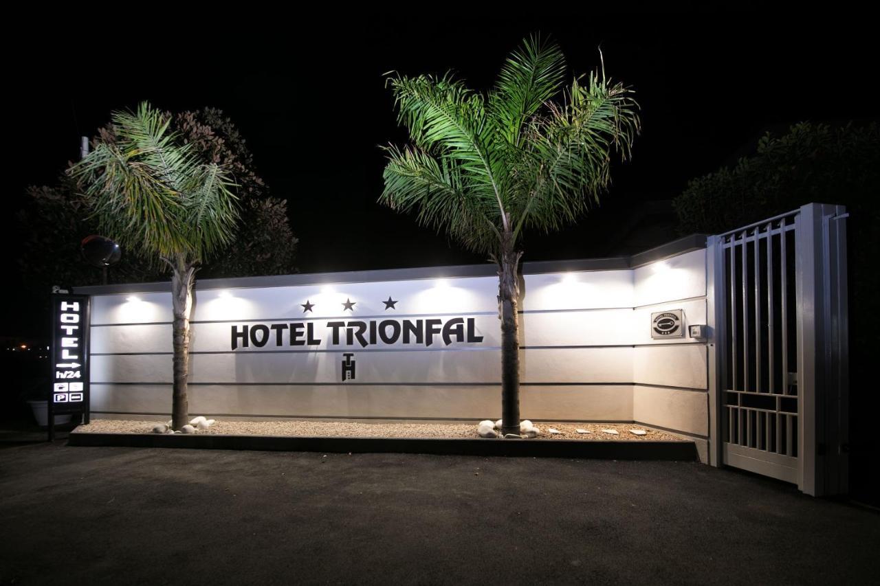 Hotel Trionfal Qualiano Esterno foto